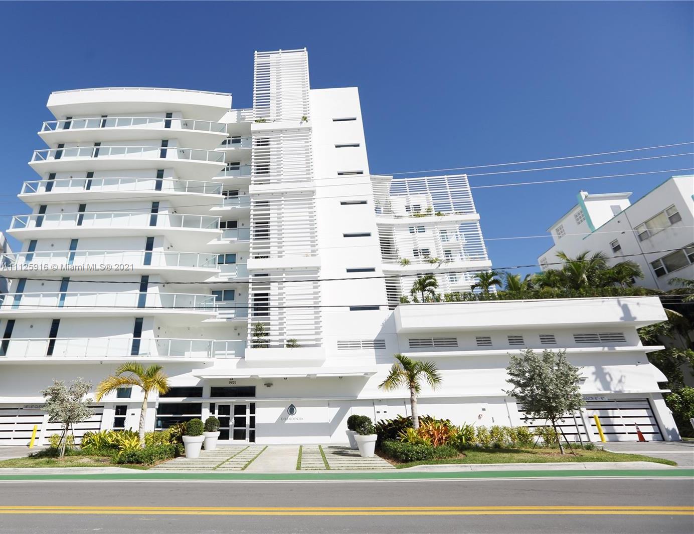 9821 E Bay Harbor Dr #405