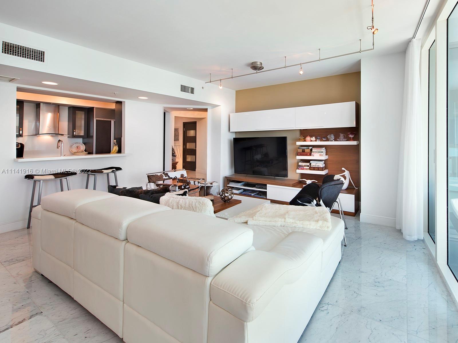 image 1500 Ocean Drive2