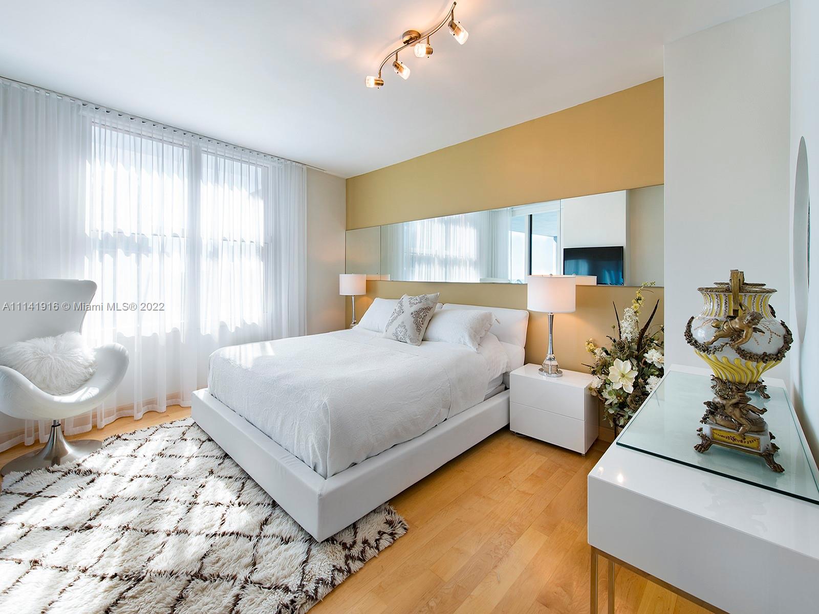 image 1500 Ocean Drive6