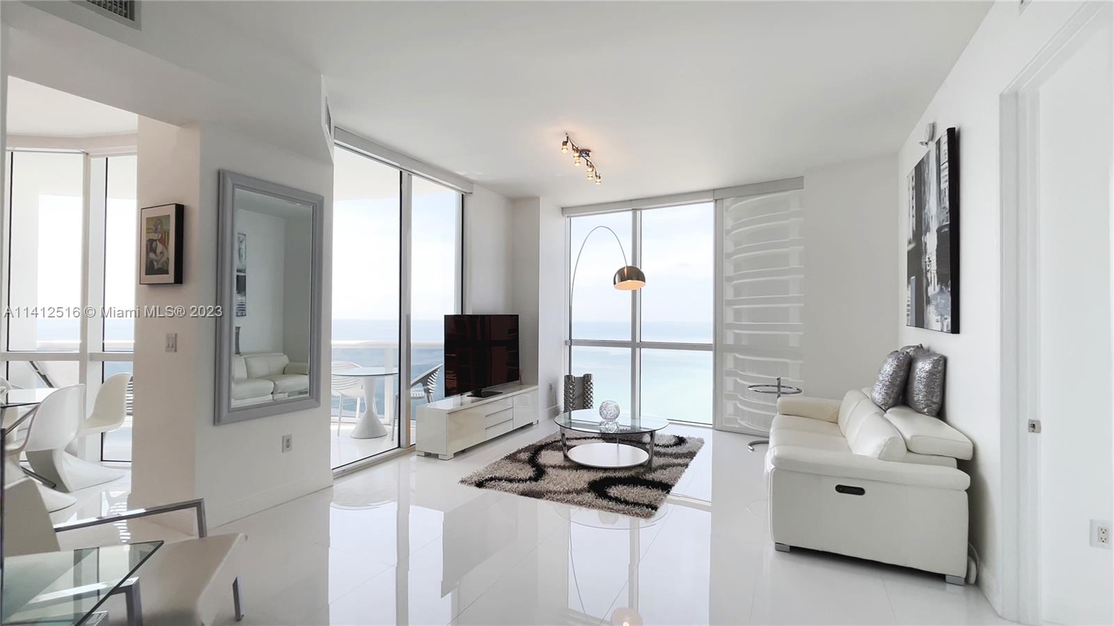 18201 Collins Ave #4609A