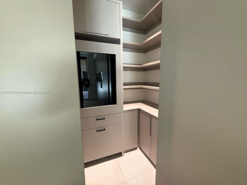 135 SW 29th Rd Miami, FL 33129