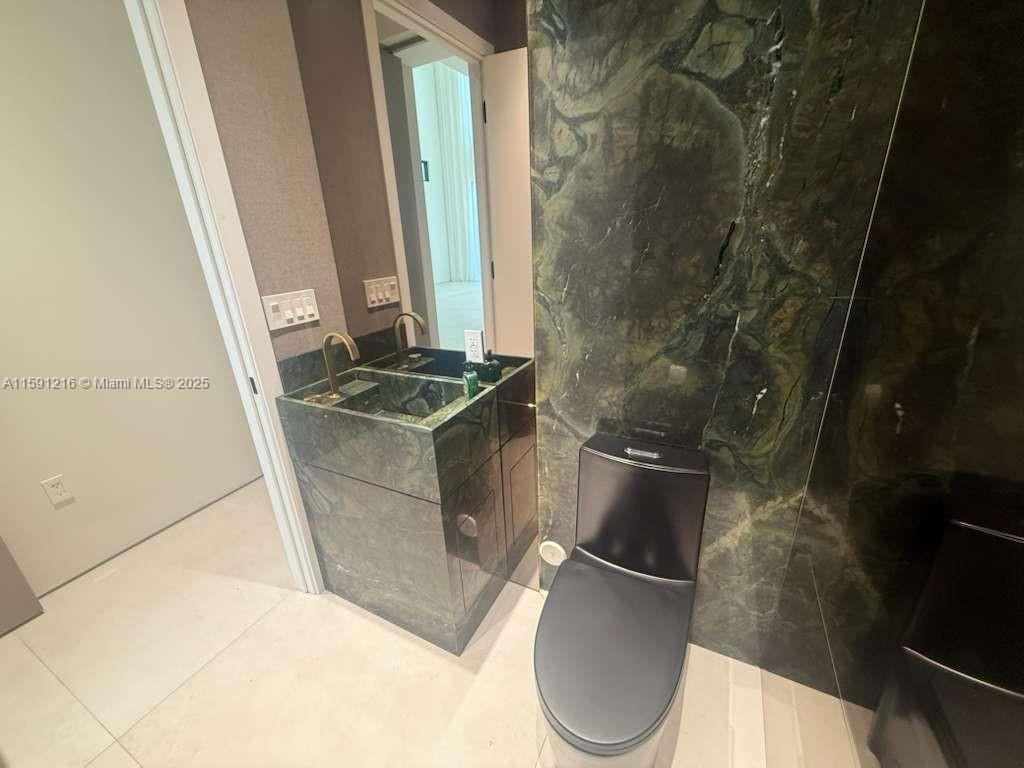 135 SW 29th Rd Miami, FL 33129