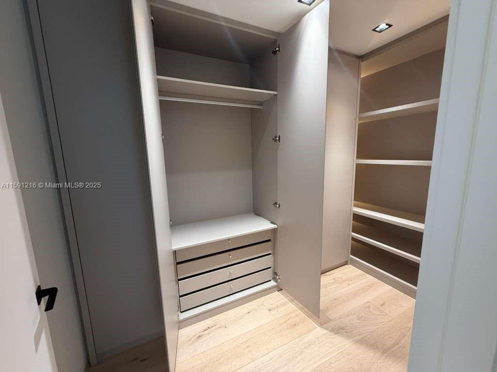 135 SW 29th Rd Miami, FL 33129