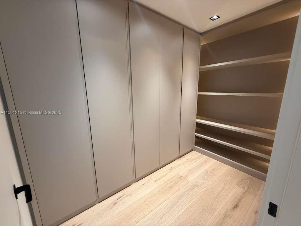 135 SW 29th Rd Miami, FL 33129