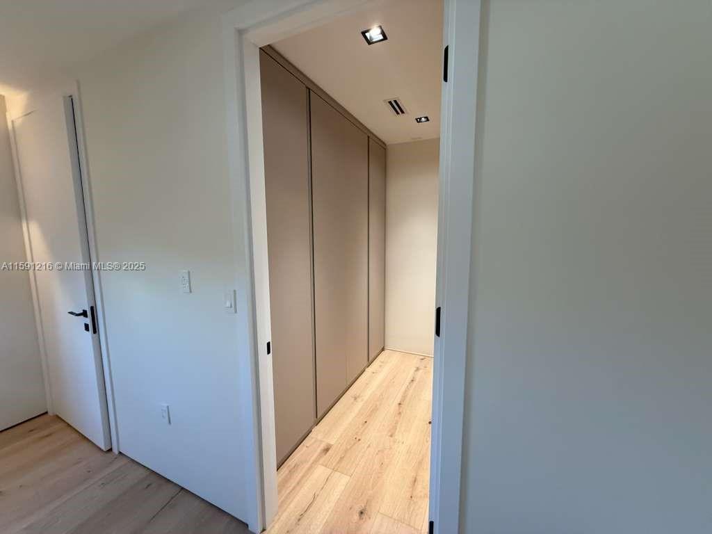 135 SW 29th Rd Miami, FL 33129