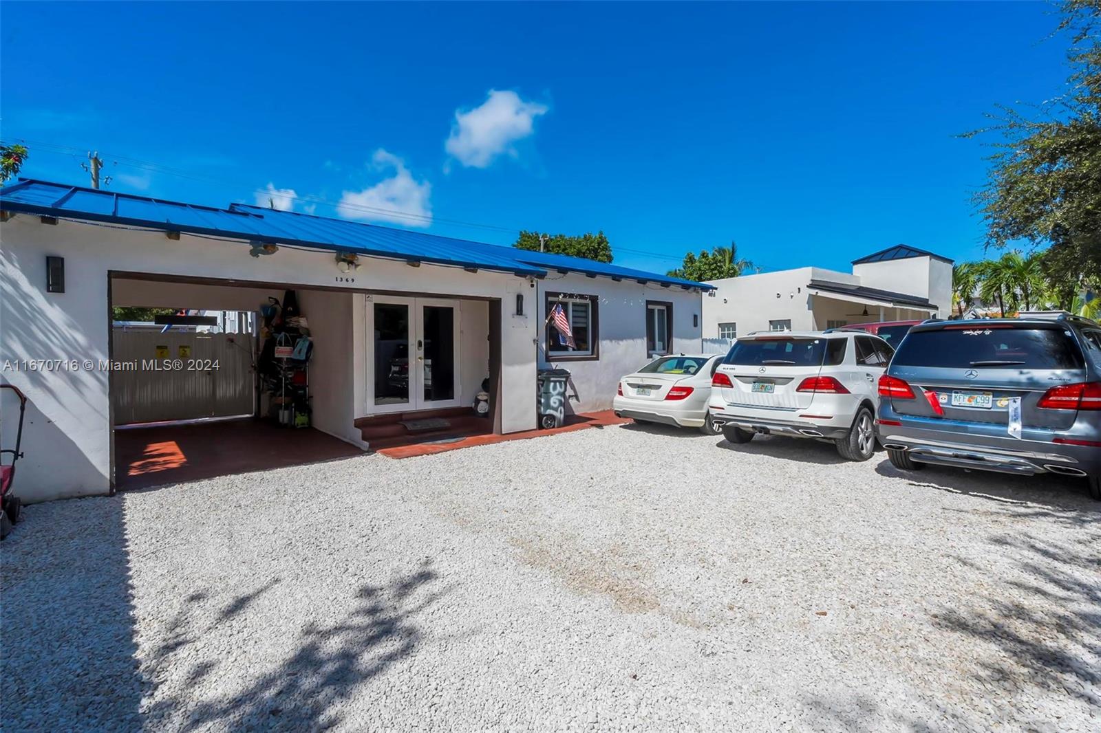 1369 Biarritz Dr Miami Beach, FL 33141