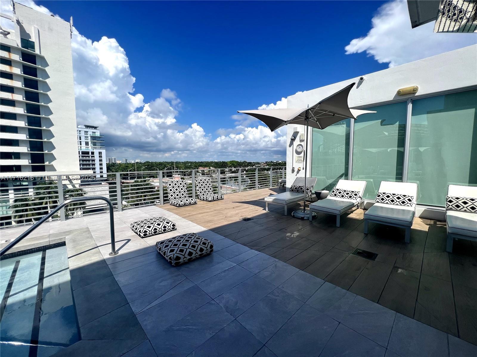 6080 Collins Ave #316 Miami Beach, FL 33140