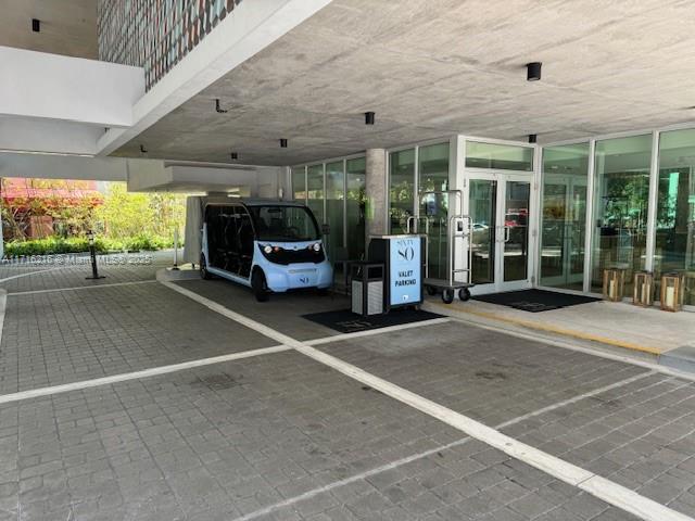 6080 Collins Ave #316 Miami Beach, FL 33140