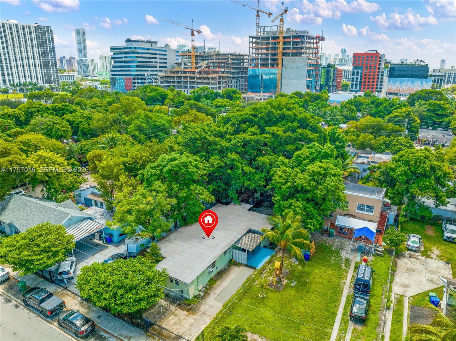 120 NW 32nd St Miami, FL 33127