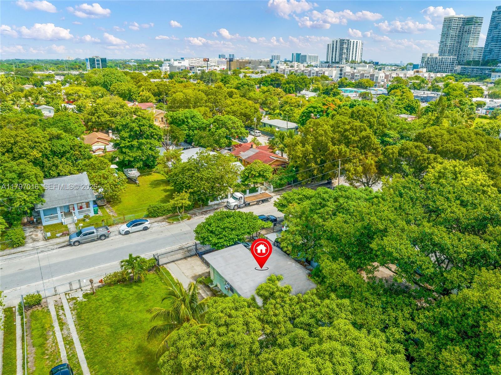 120 NW 32nd St Miami, FL 33127