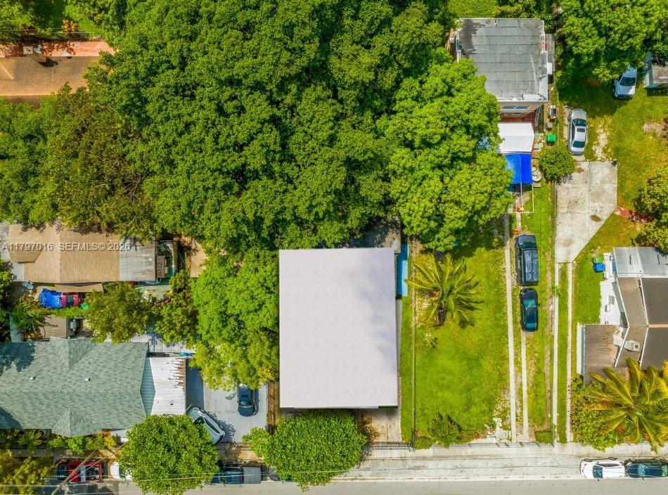 120 NW 32nd St Miami, FL 33127