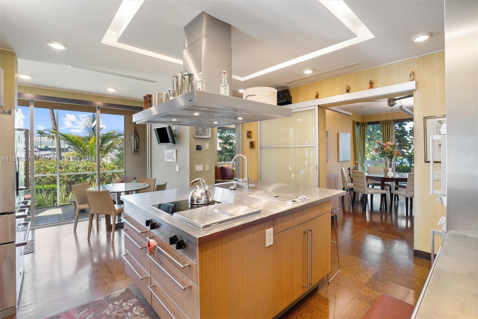 2500 Mercedes Dr Fort Lauderdale, FL 33316