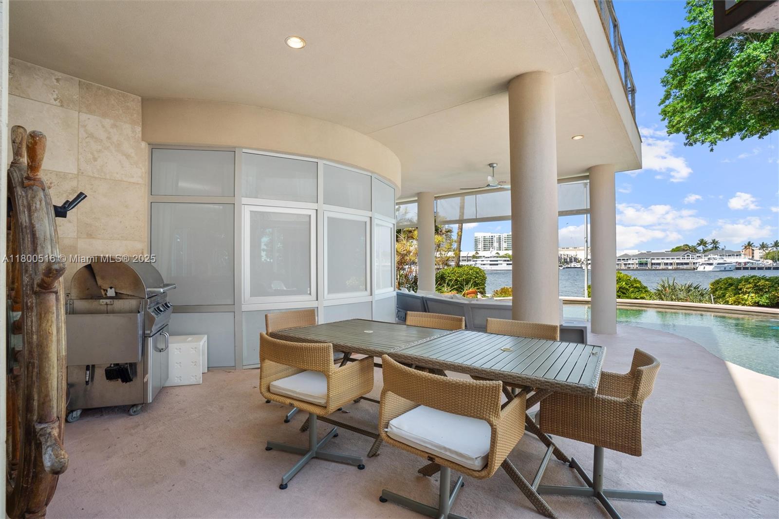 2500 Mercedes Dr Fort Lauderdale, FL 33316