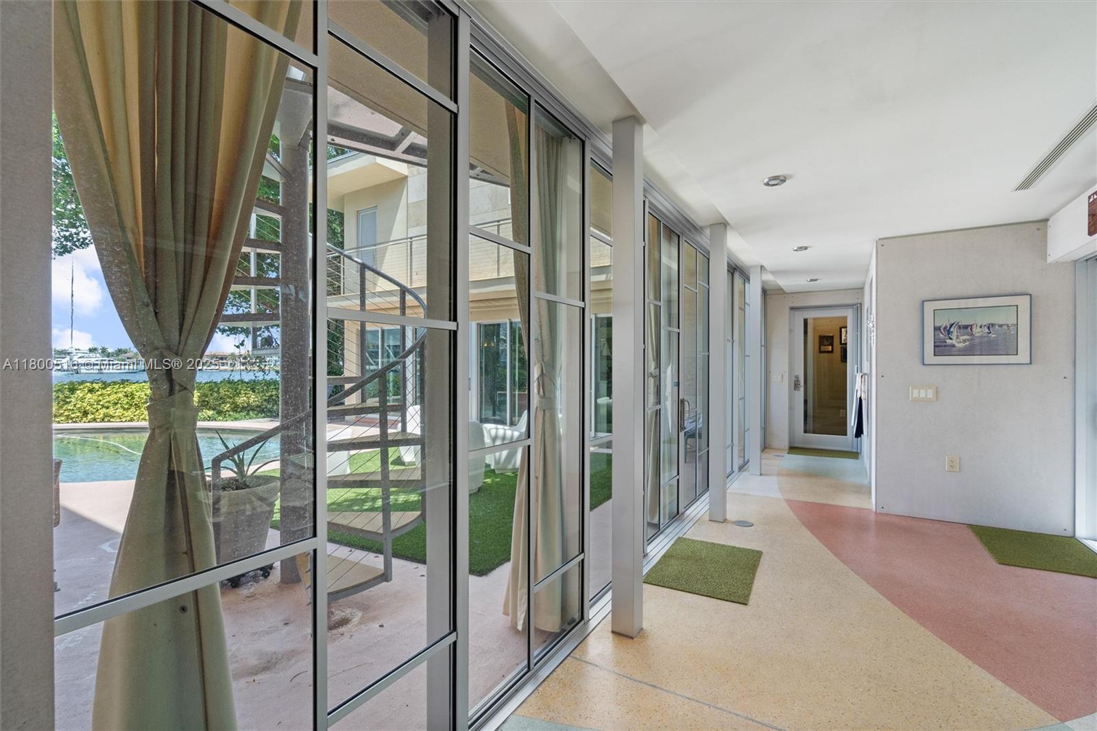 2500 Mercedes Dr Fort Lauderdale, FL 33316