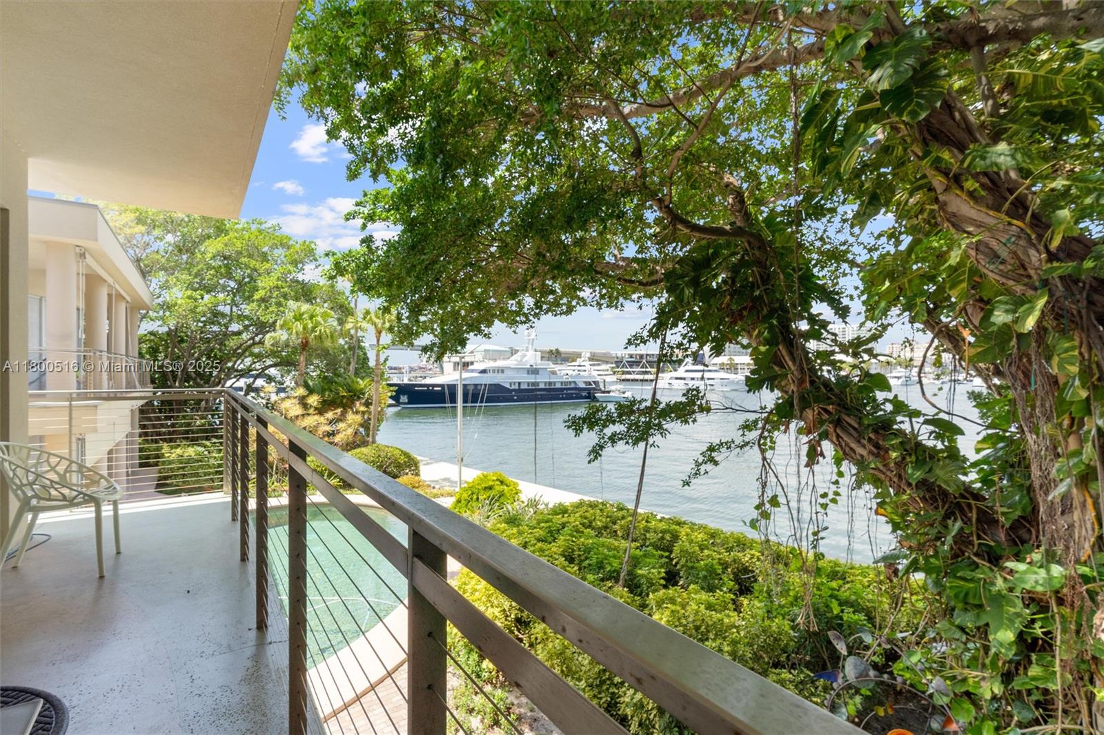 2500 Mercedes Dr Fort Lauderdale, FL 33316