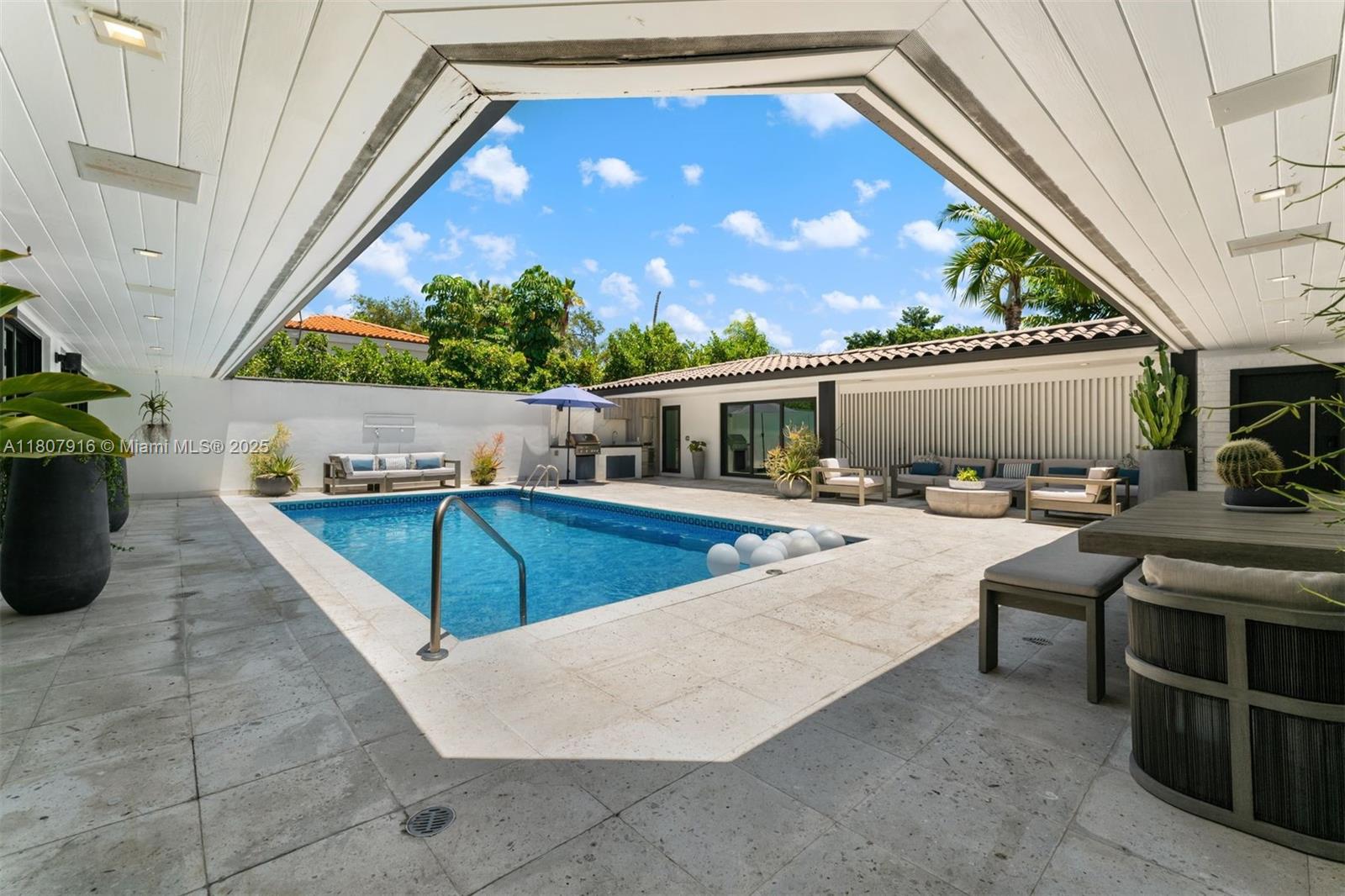 4250 Bay Pt Rd Miami, FL 33137 4250 Bay Pt Rd Miami, FL 33137