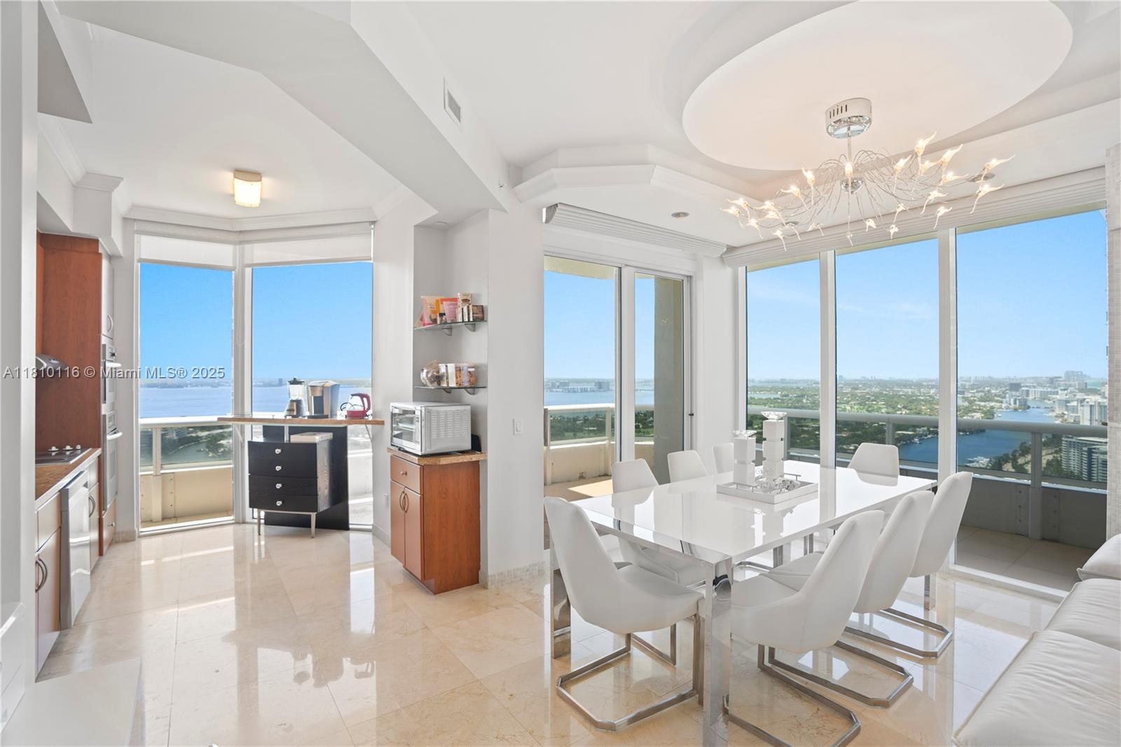 image Green Diamond Condo12