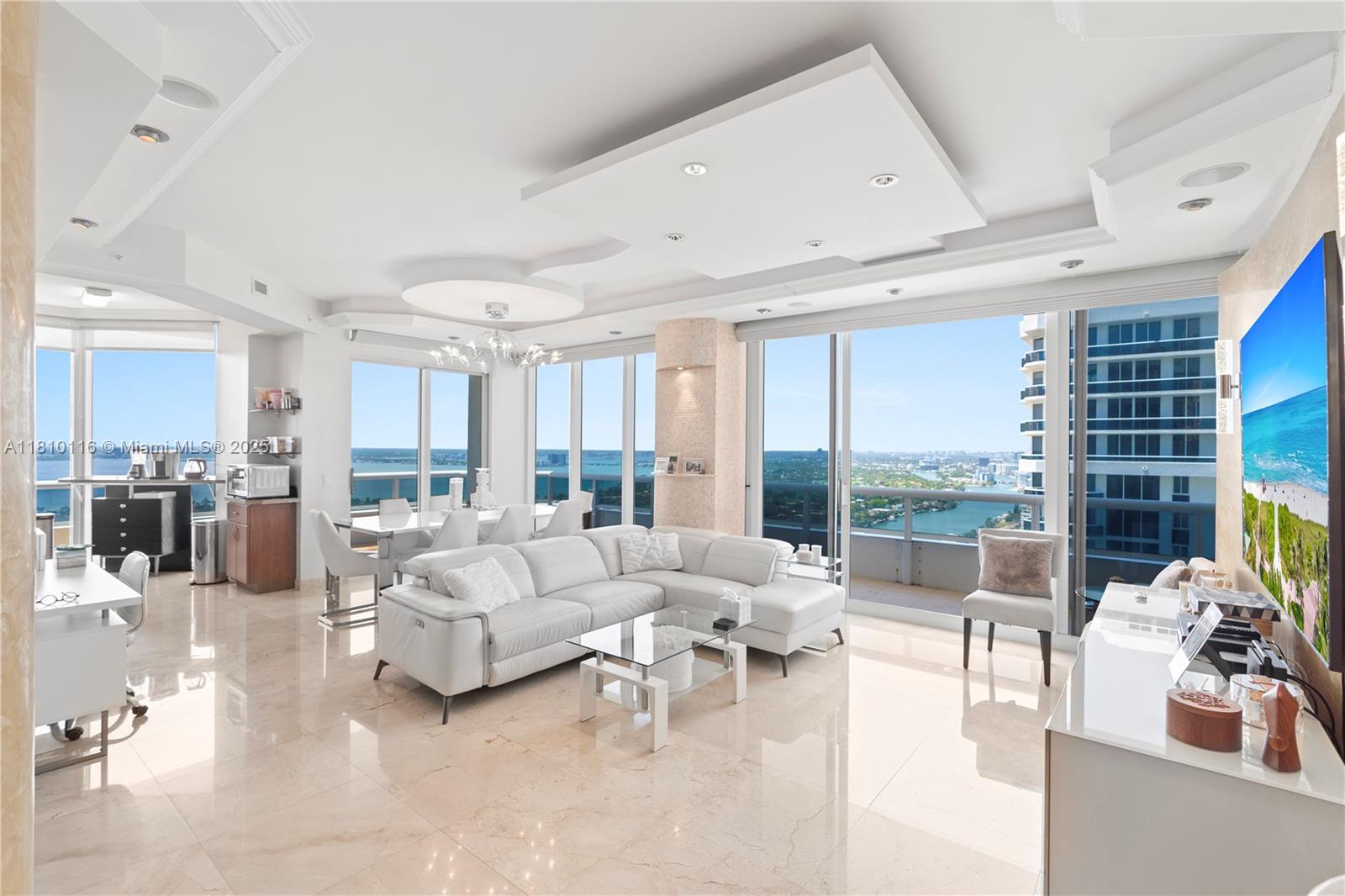 image Green Diamond Condo14
