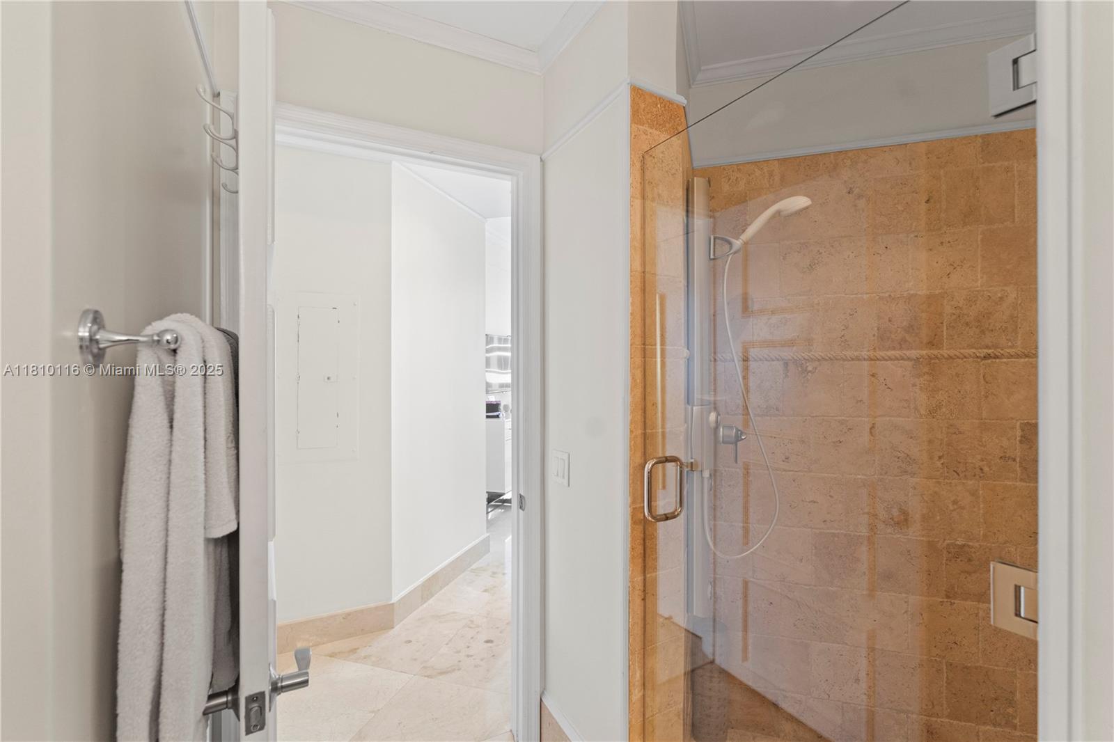 image Green Diamond Condo41