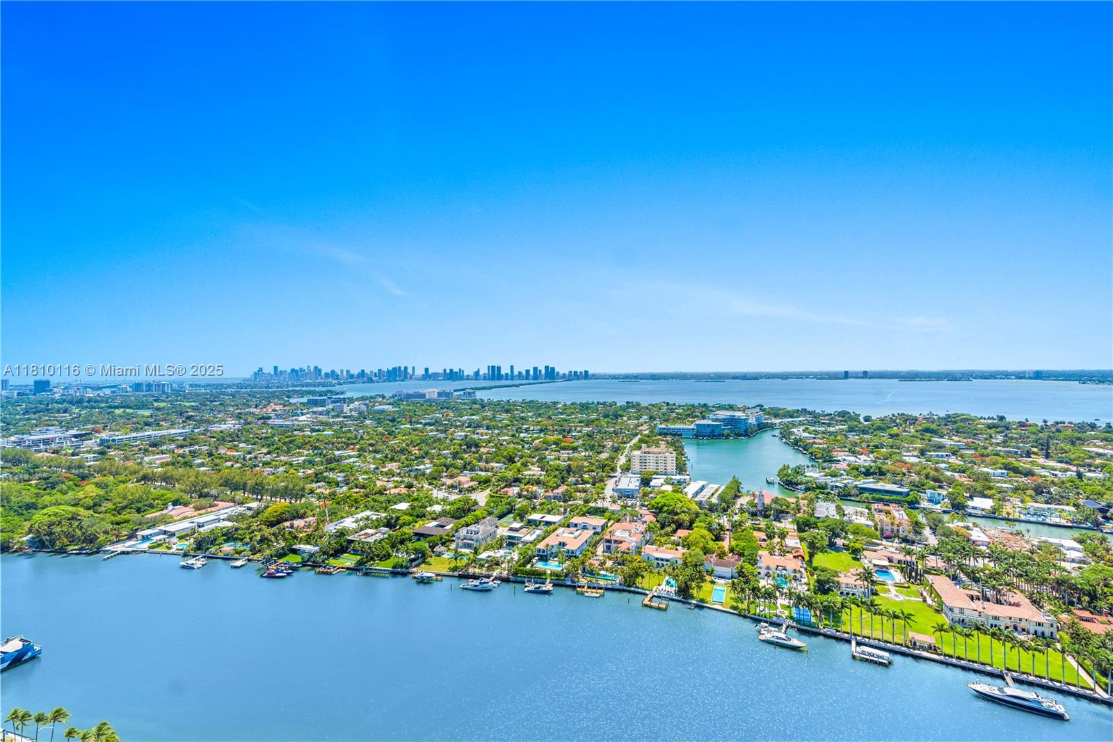 image Green Diamond Condo4
