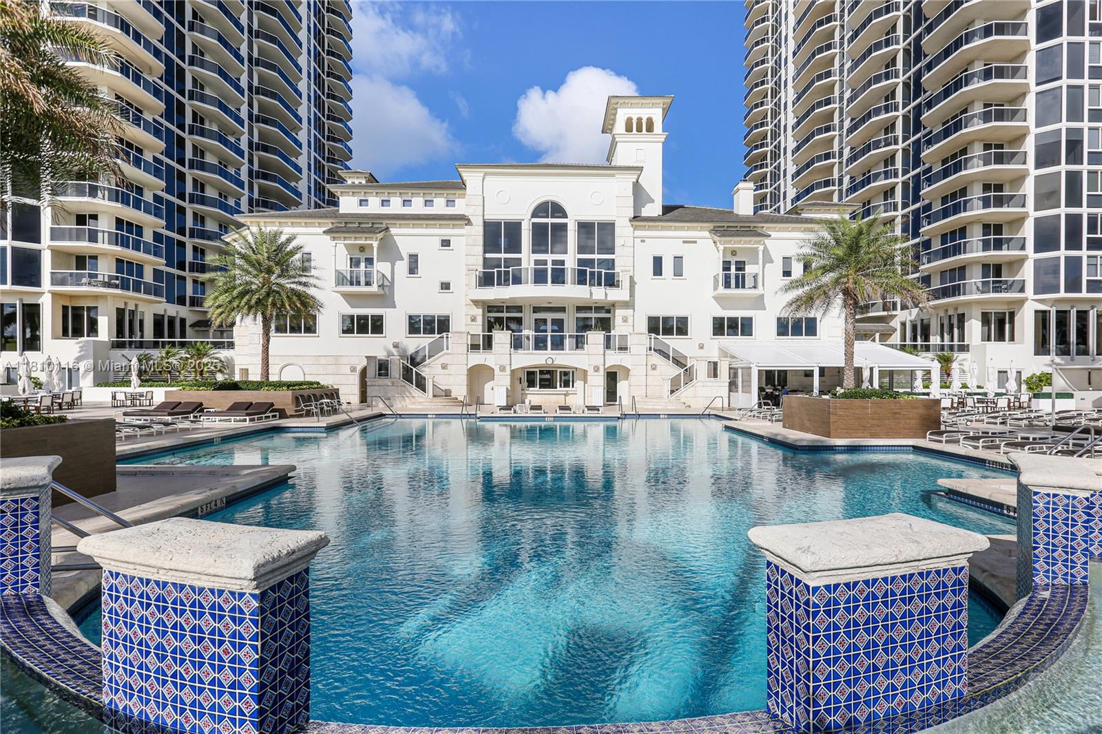 image Green Diamond Condo49