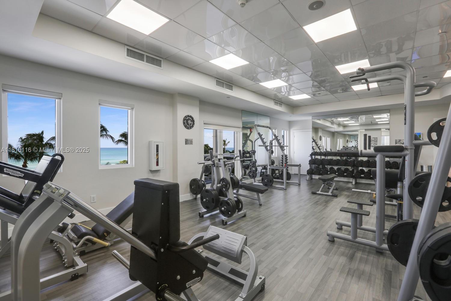 image Green Diamond Condo52