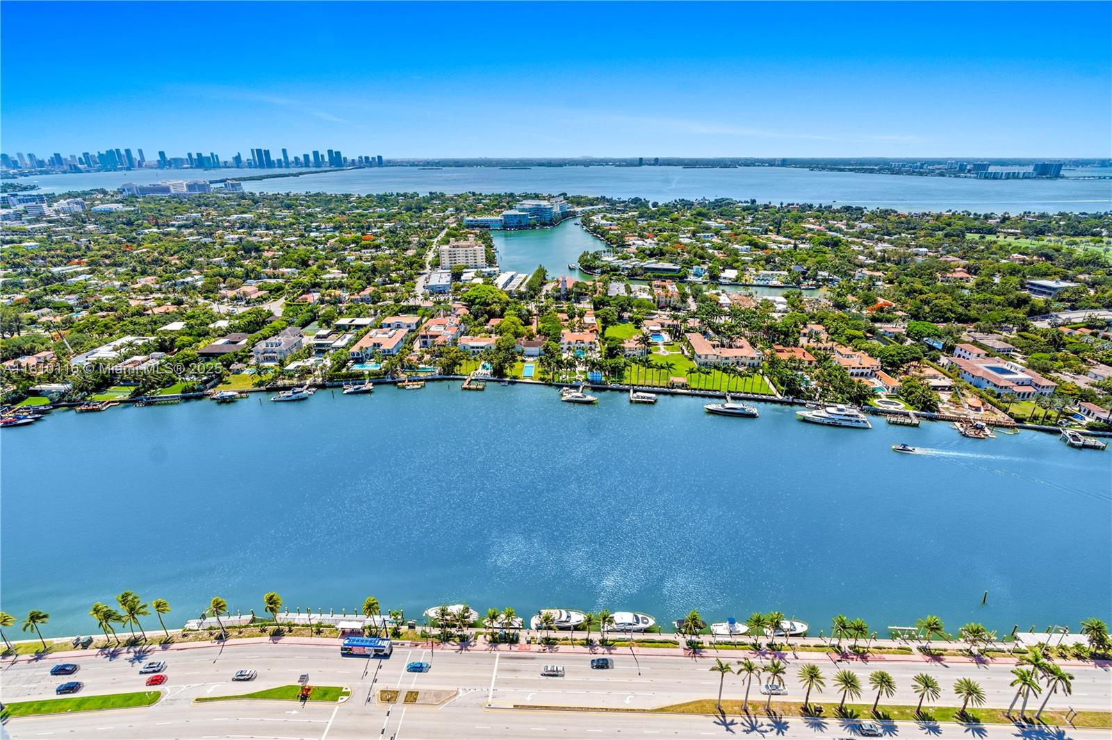 image Green Diamond Condo5