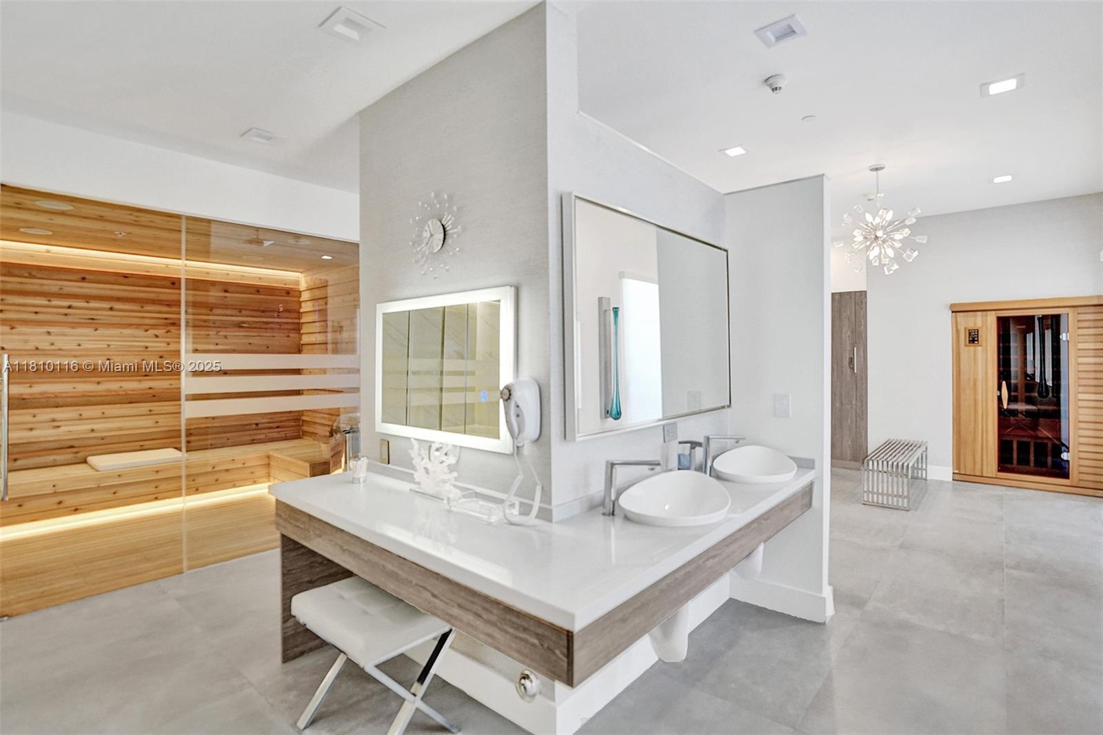 image Green Diamond Condo60