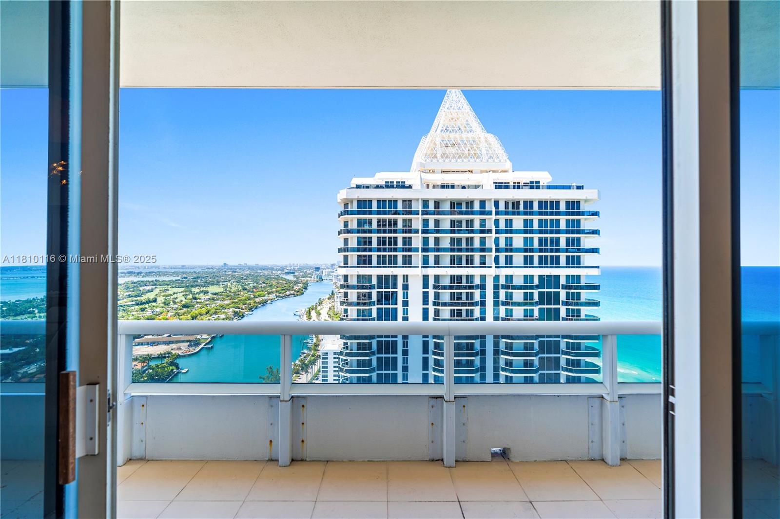 image Green Diamond Condo7