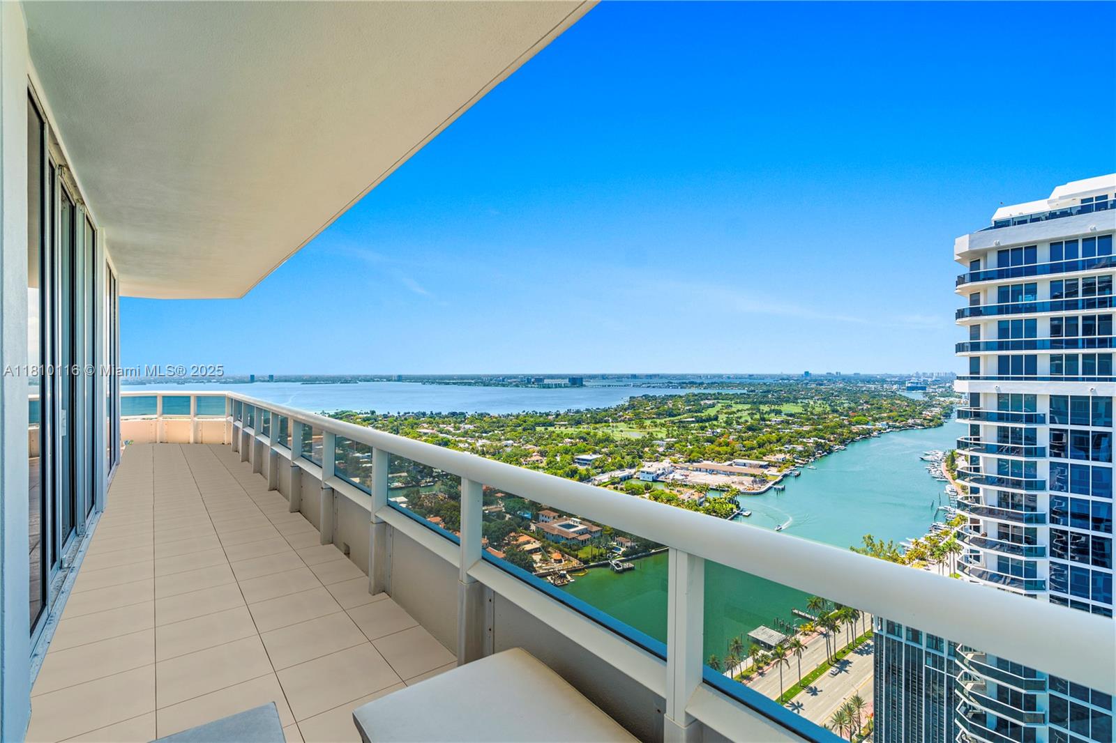 image Green Diamond Condo8