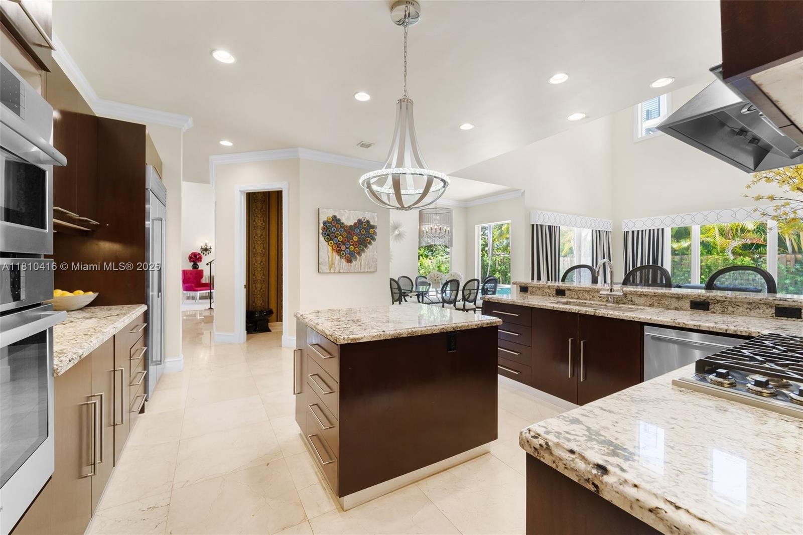 275 189th Ter,Sunny Isles Beach, FL 33160