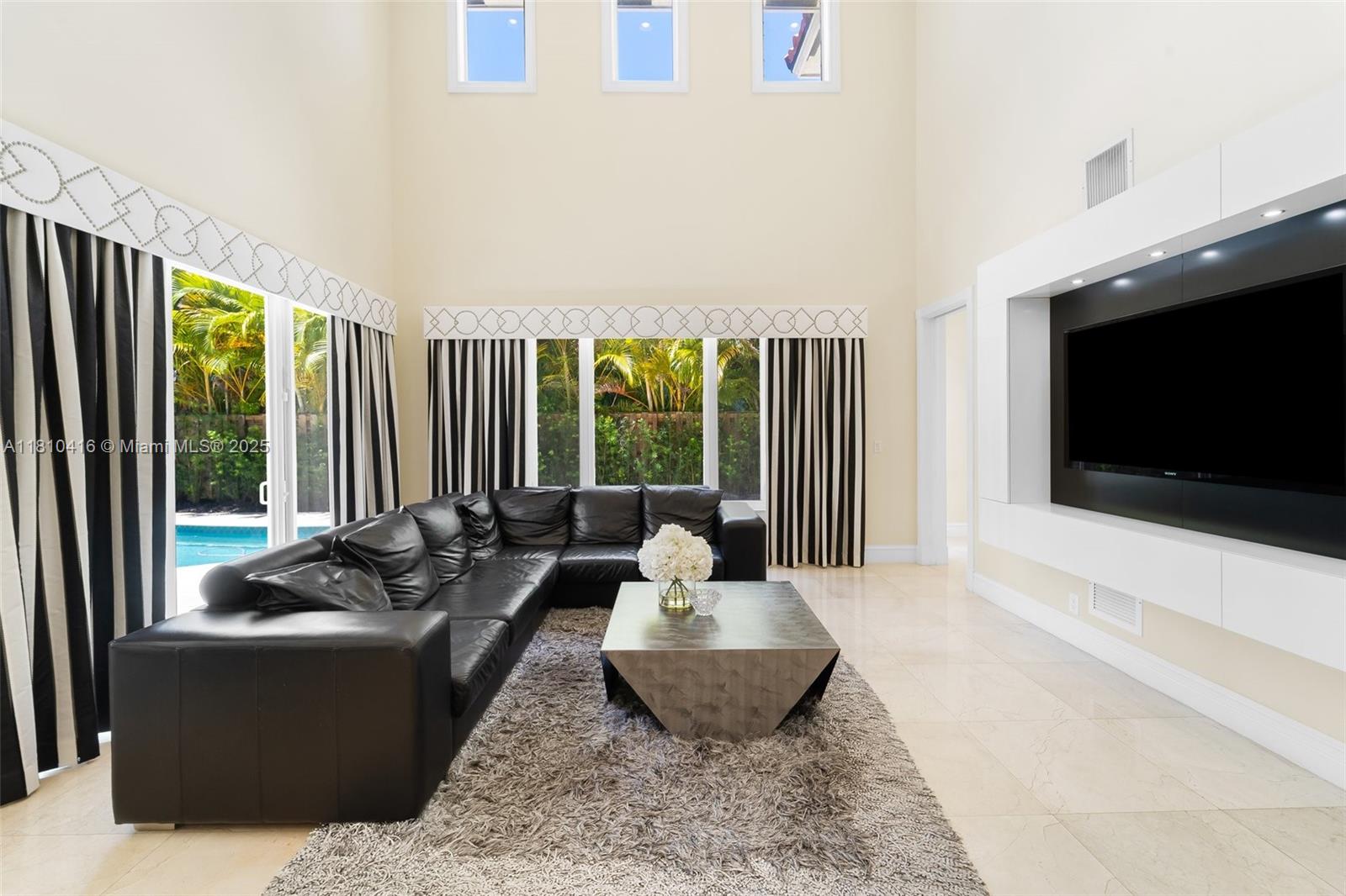 275 189th Ter,Sunny Isles Beach, FL 33160