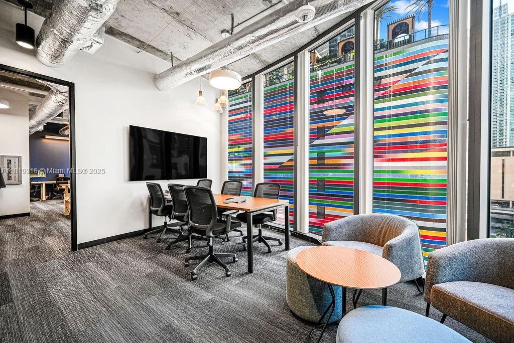 25 SW 9th St #CU-8 Miami, FL 33130 25 SW 9th St #CU-8 Miami, FL 33130