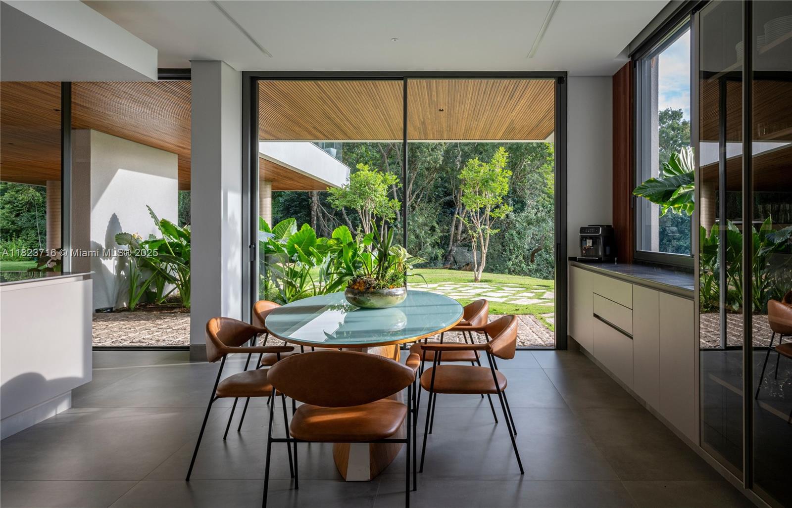 Rua Treze de Maio 1765 Sousas - Campinas-sp 