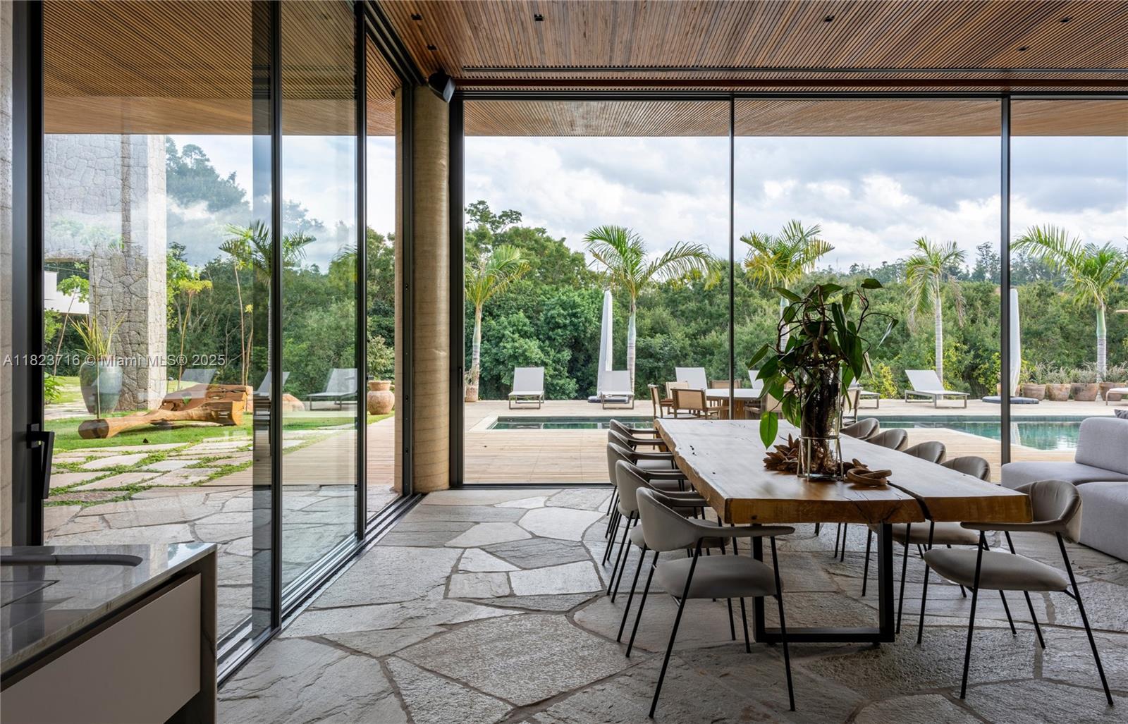 Rua Treze de Maio 1765 Sousas - Campinas-sp 