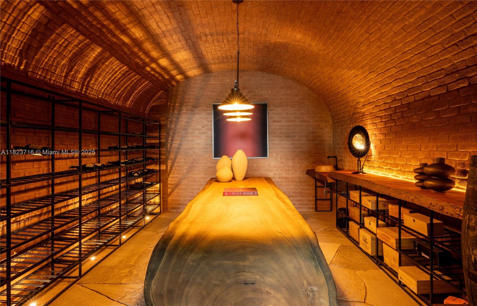 Rua Treze de Maio 1765 Sousas - Campinas-sp 