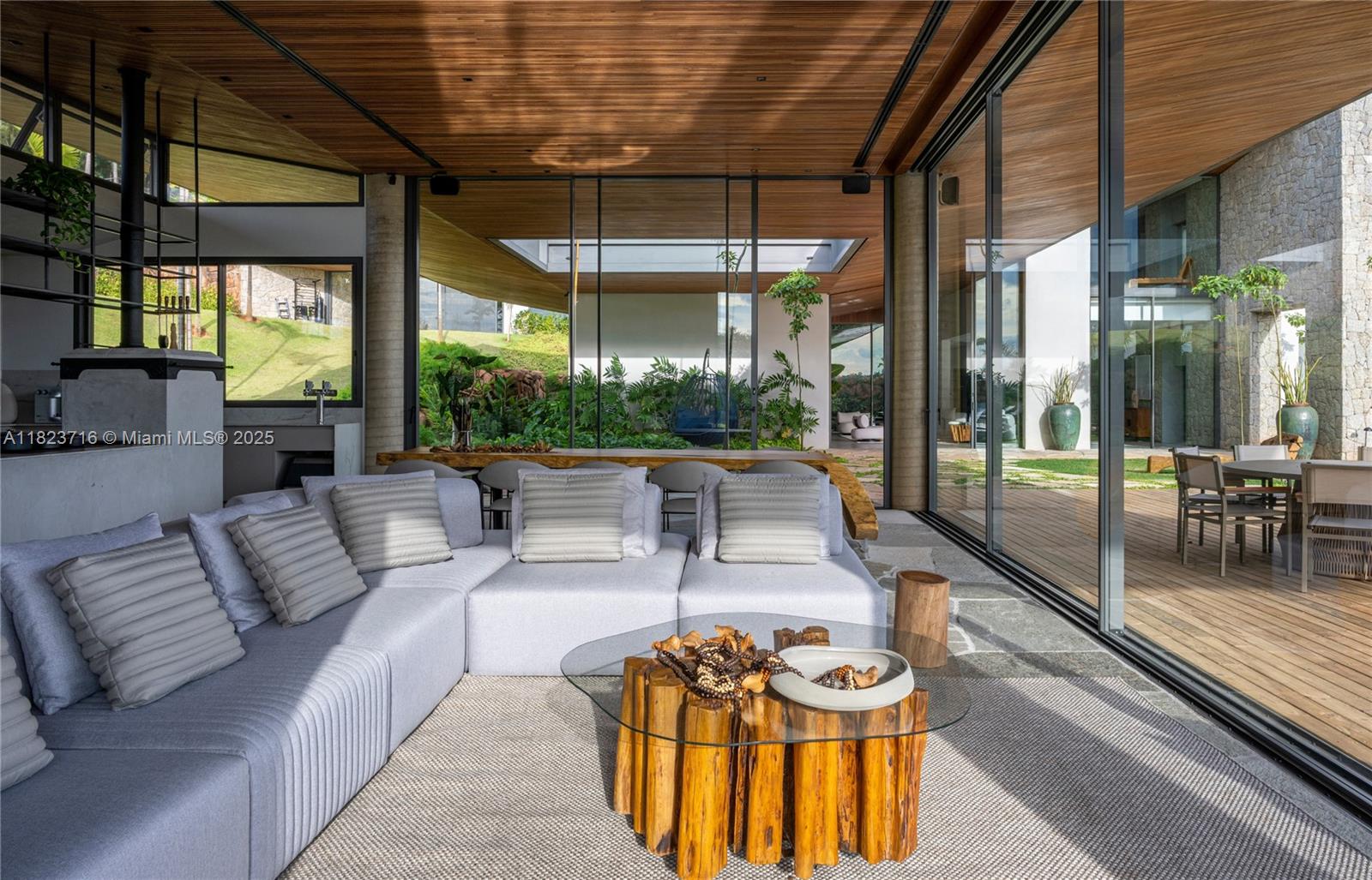 Rua Treze de Maio 1765 Sousas - Campinas-sp 