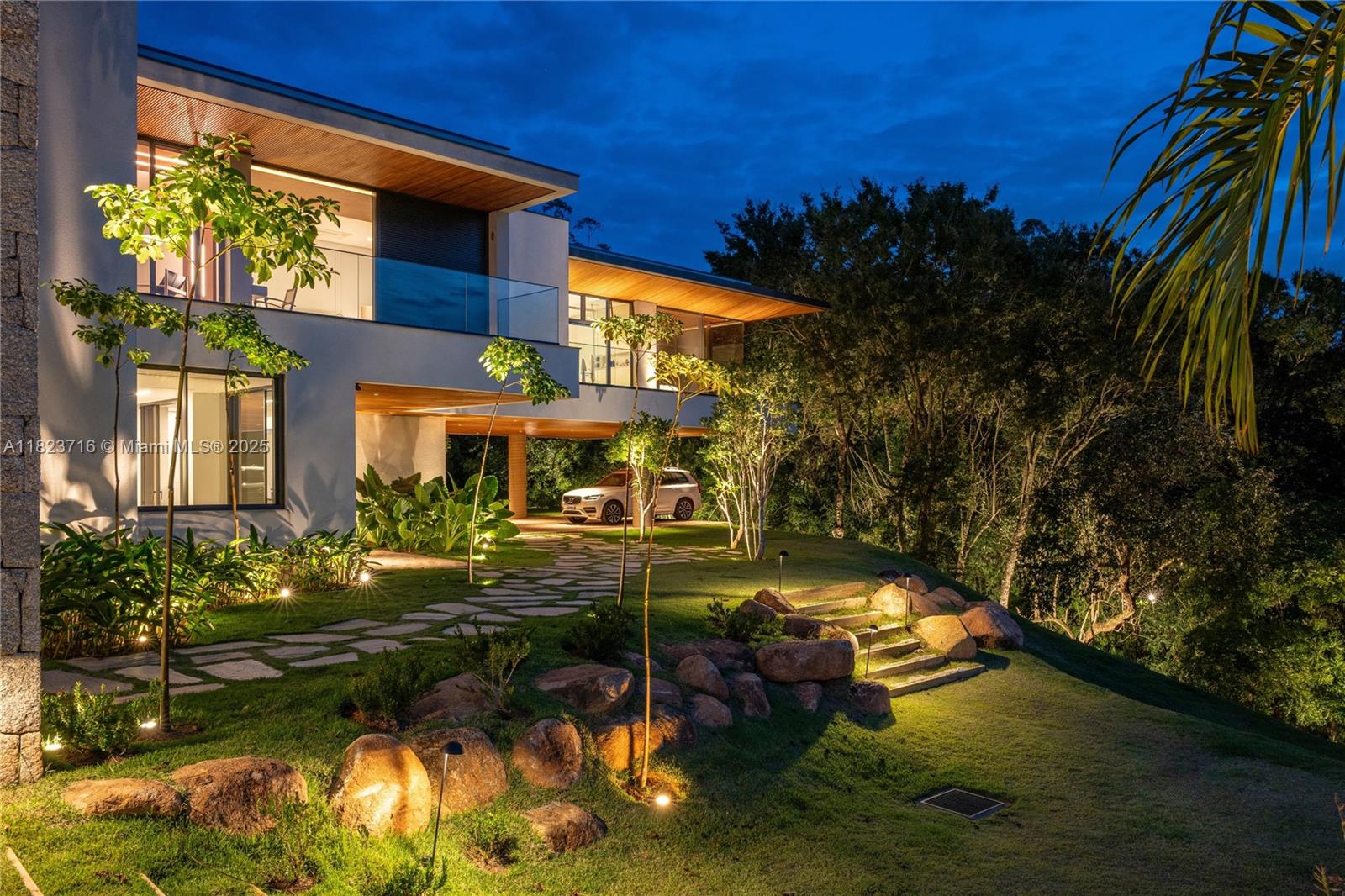 Rua Treze de Maio 1765 Sousas - Campinas-sp 