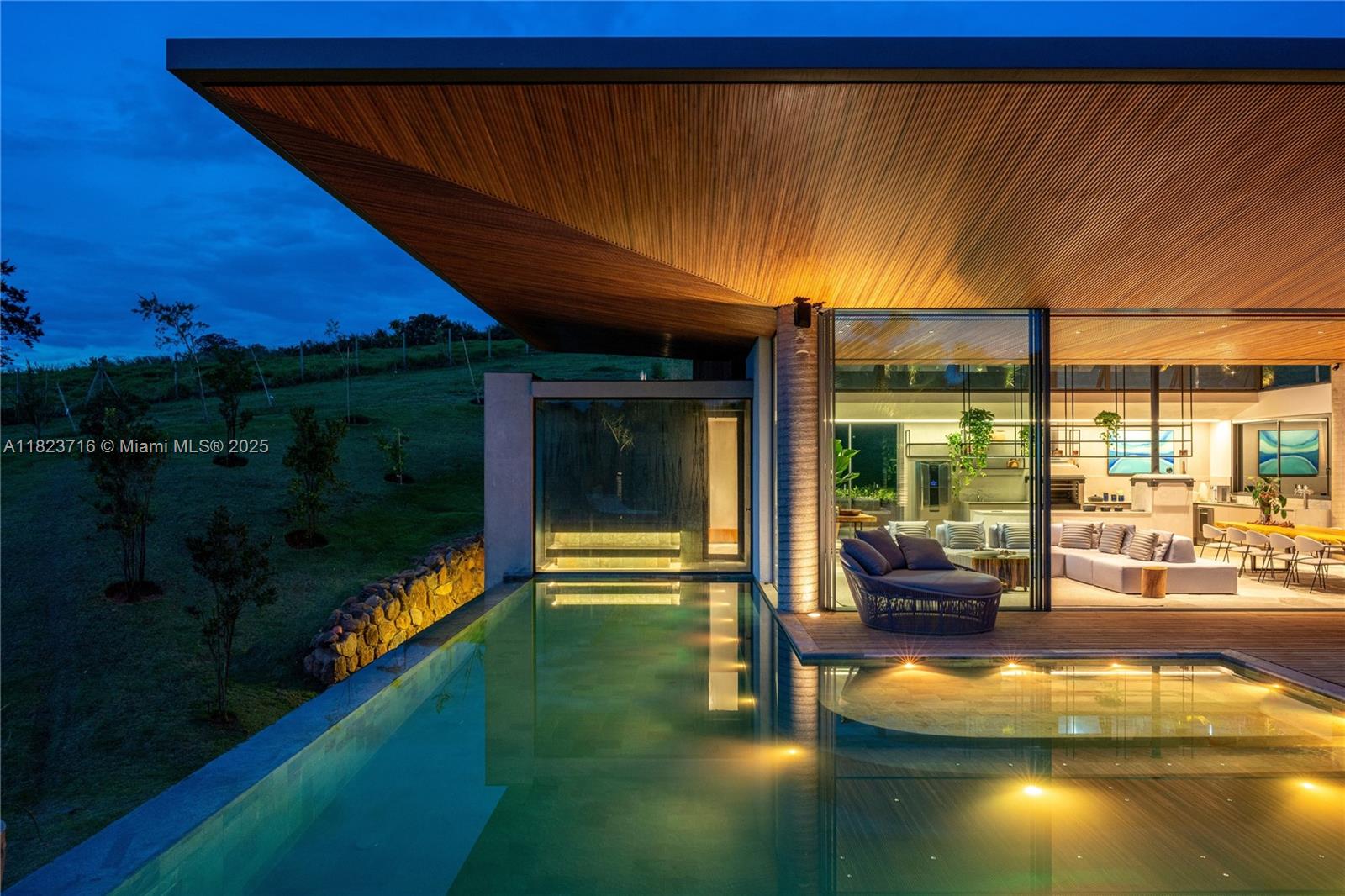 Rua Treze de Maio 1765 Sousas - Campinas-sp 