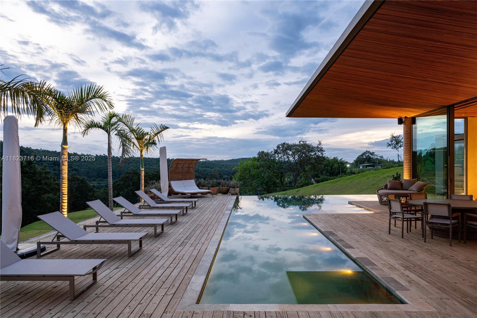 Rua Treze de Maio 1765 Sousas - Campinas-sp 