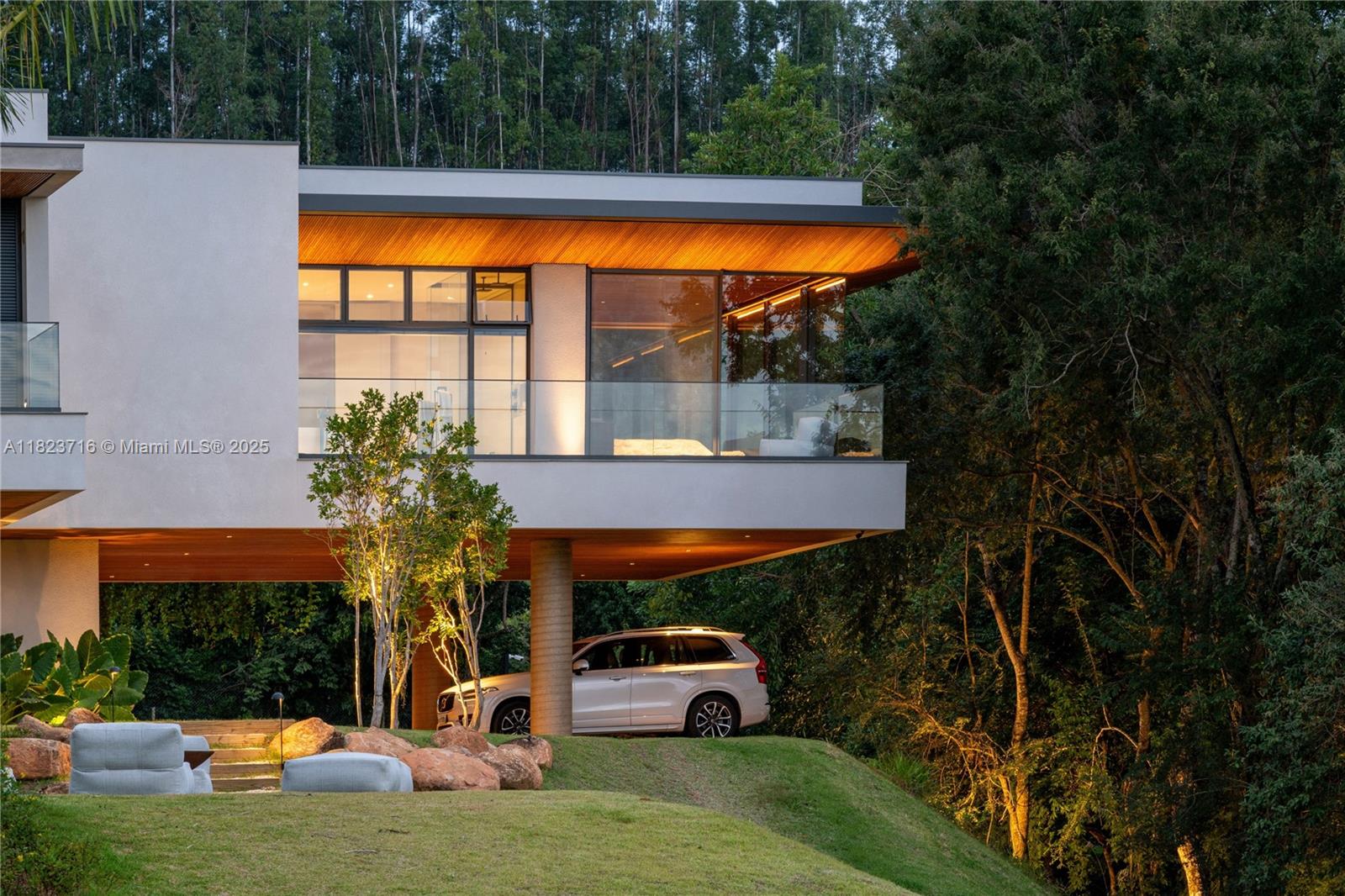 Rua Treze de Maio 1765 Sousas - Campinas-sp 