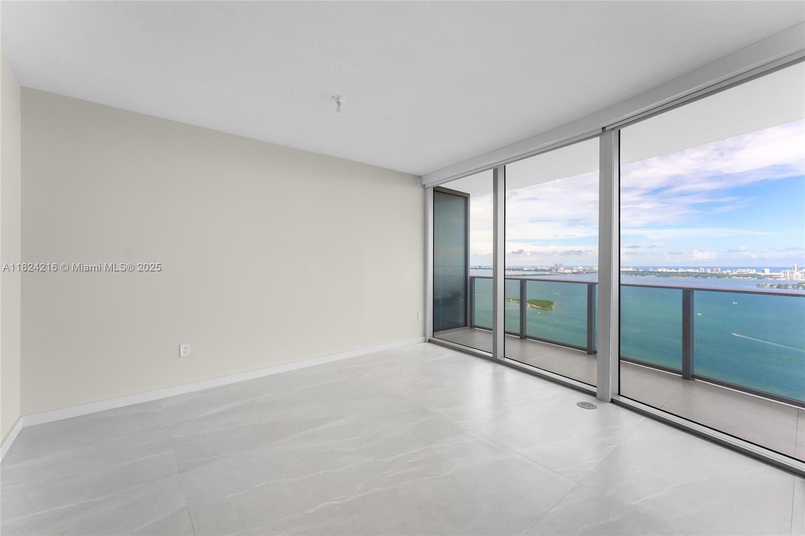 image ARIA ON THE BAY CONDO20