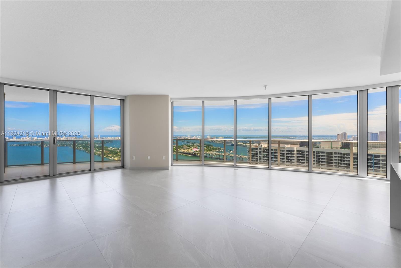 image ARIA ON THE BAY CONDO6