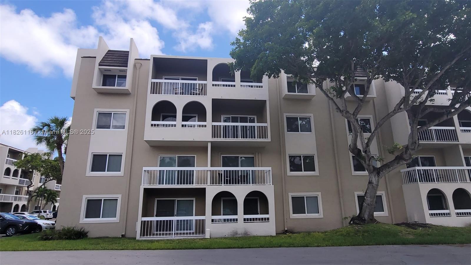 7705 Camino Real #B-215