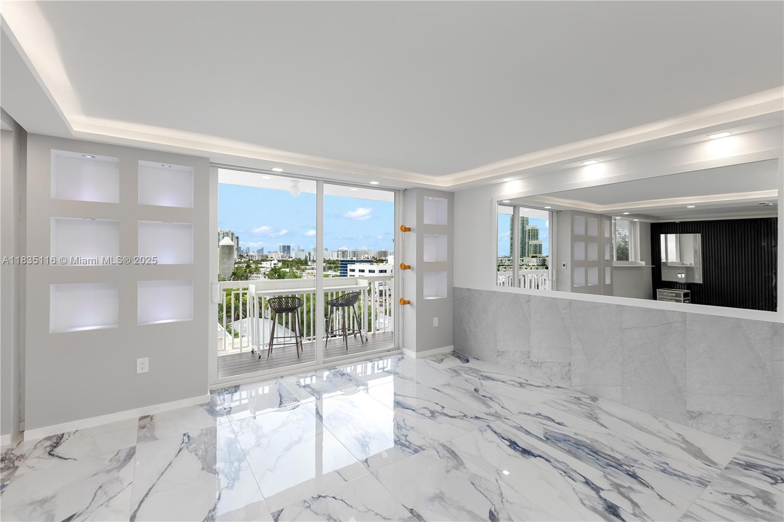 401 Ocean Dr #1004 Miami Beach, FL 33139