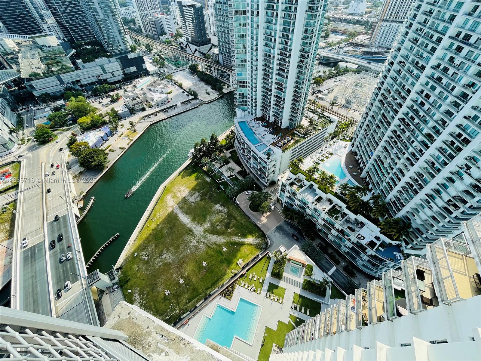 350 S Miami Ave #3908