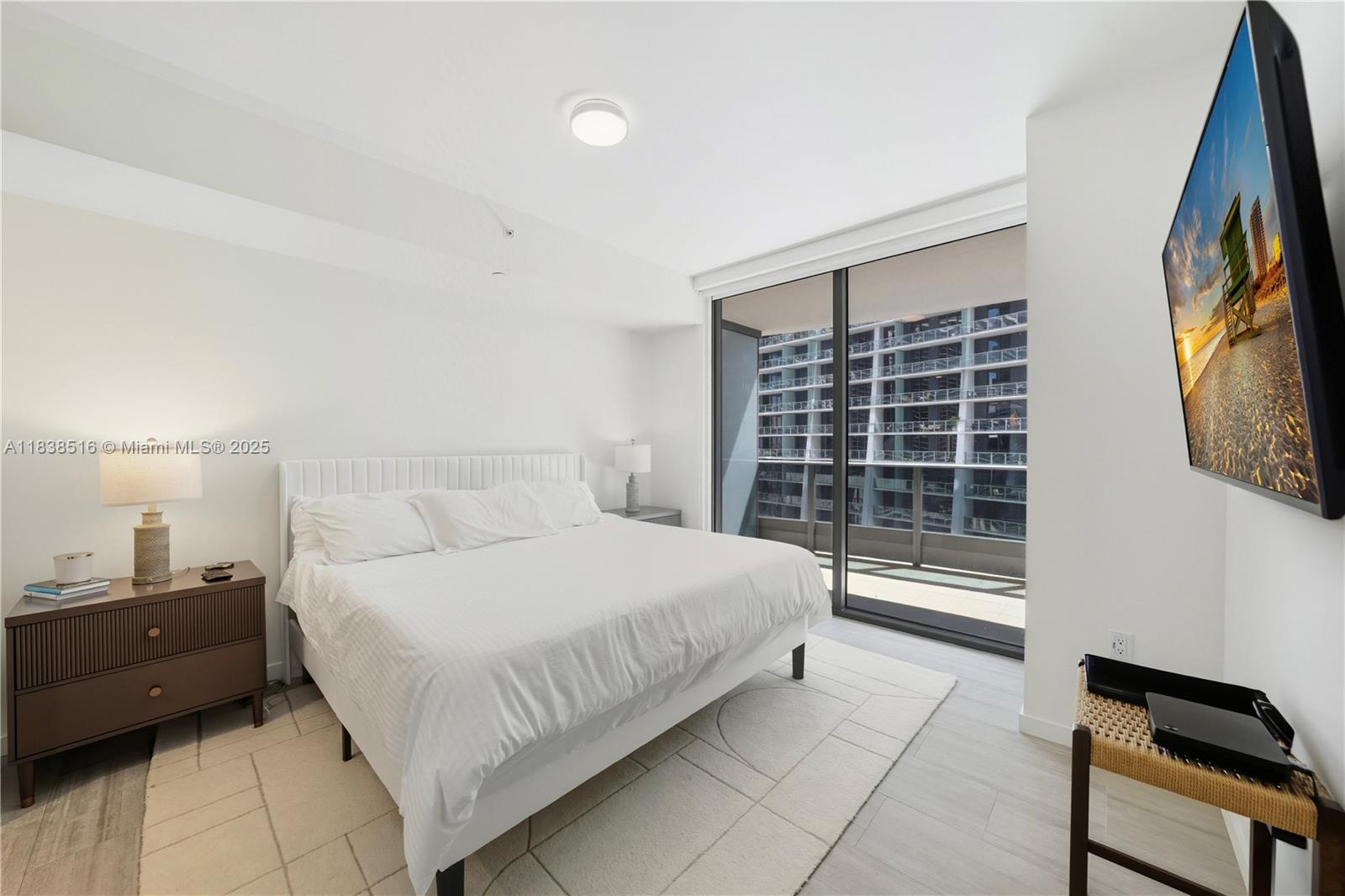 image Brickell Flatiron9