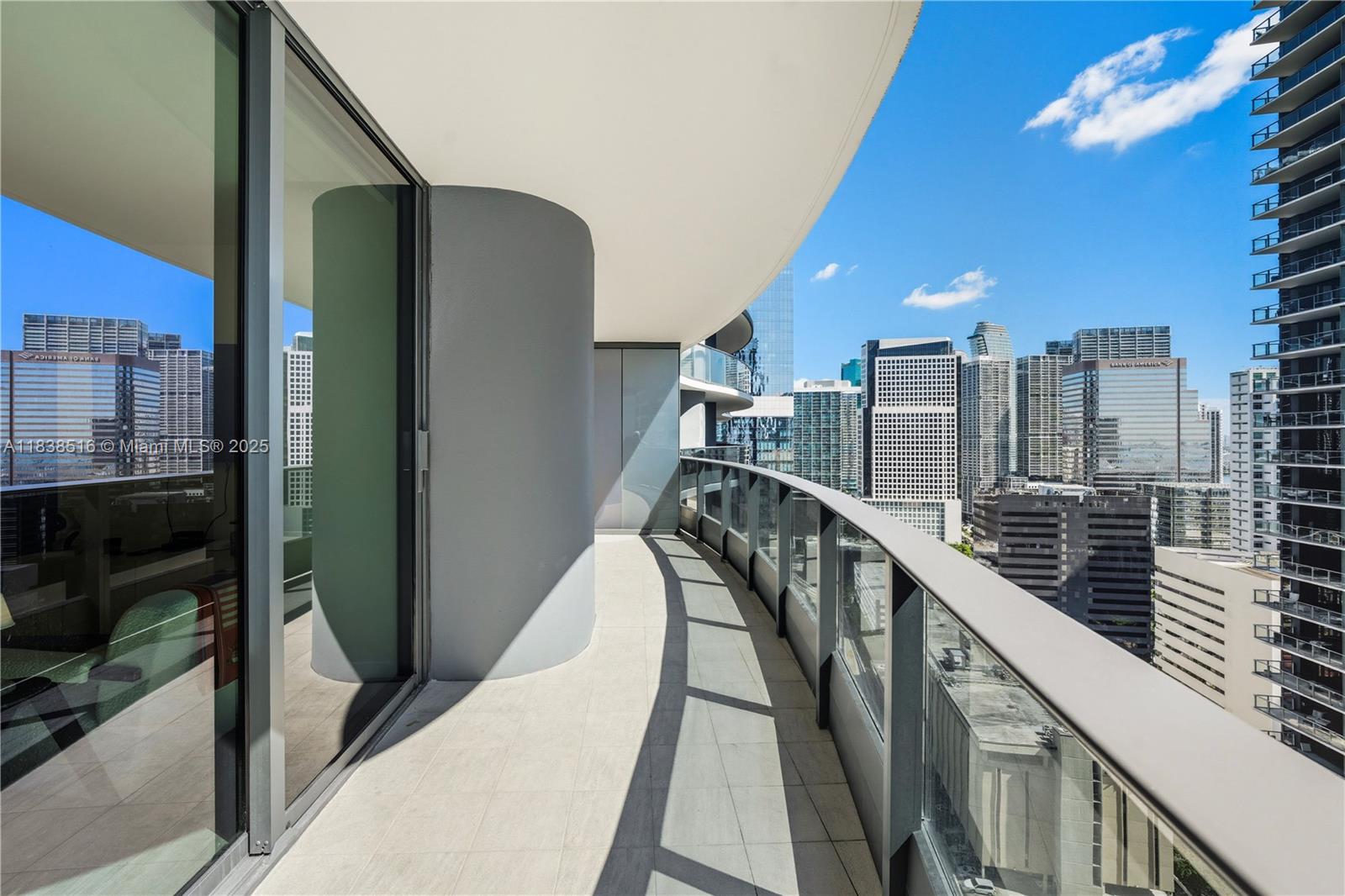 image Brickell Flatiron16