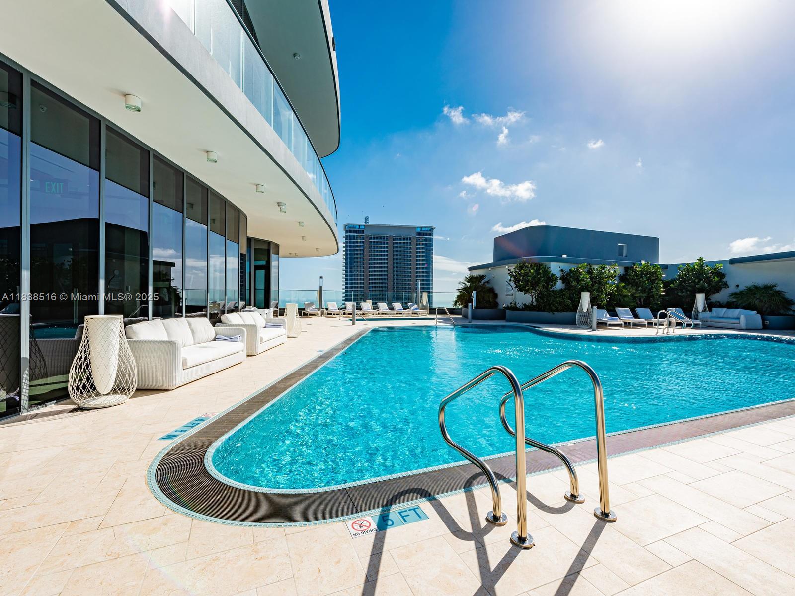 image Brickell Flatiron20