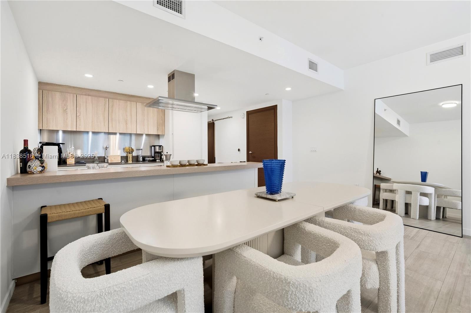 image Brickell Flatiron6